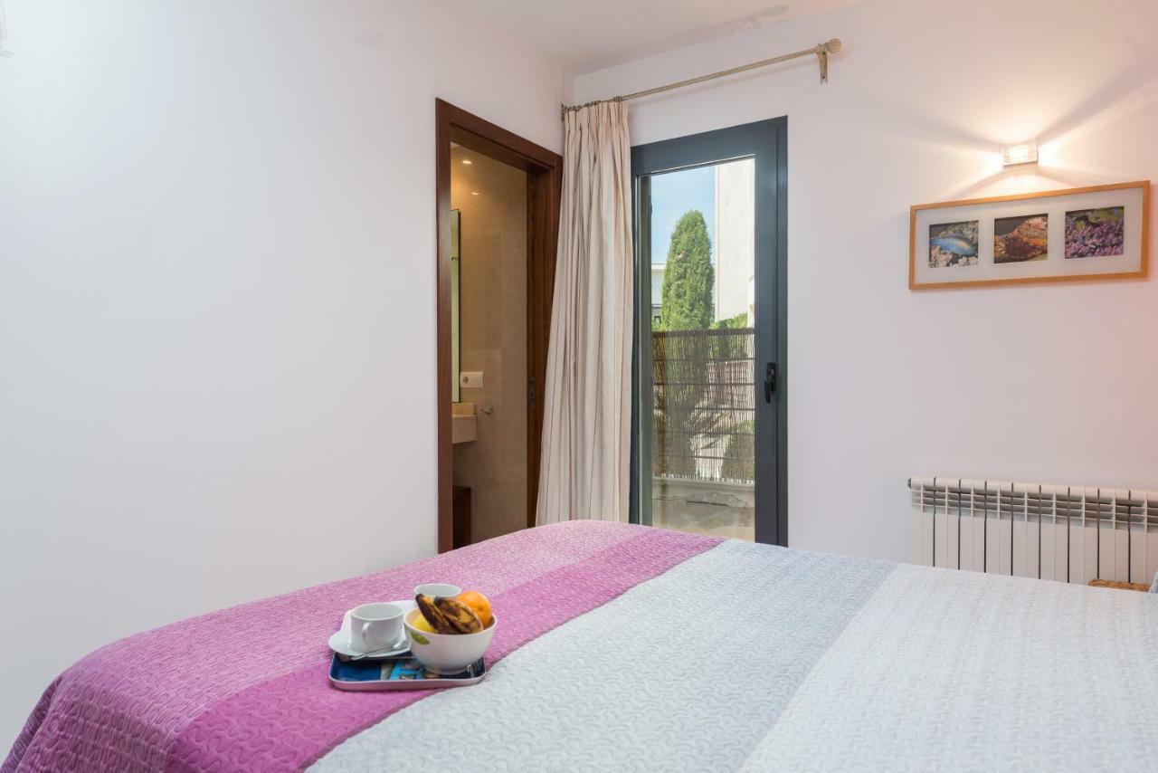 Residencial Llenaire Apartment Port de Pollença Eksteriør bilde